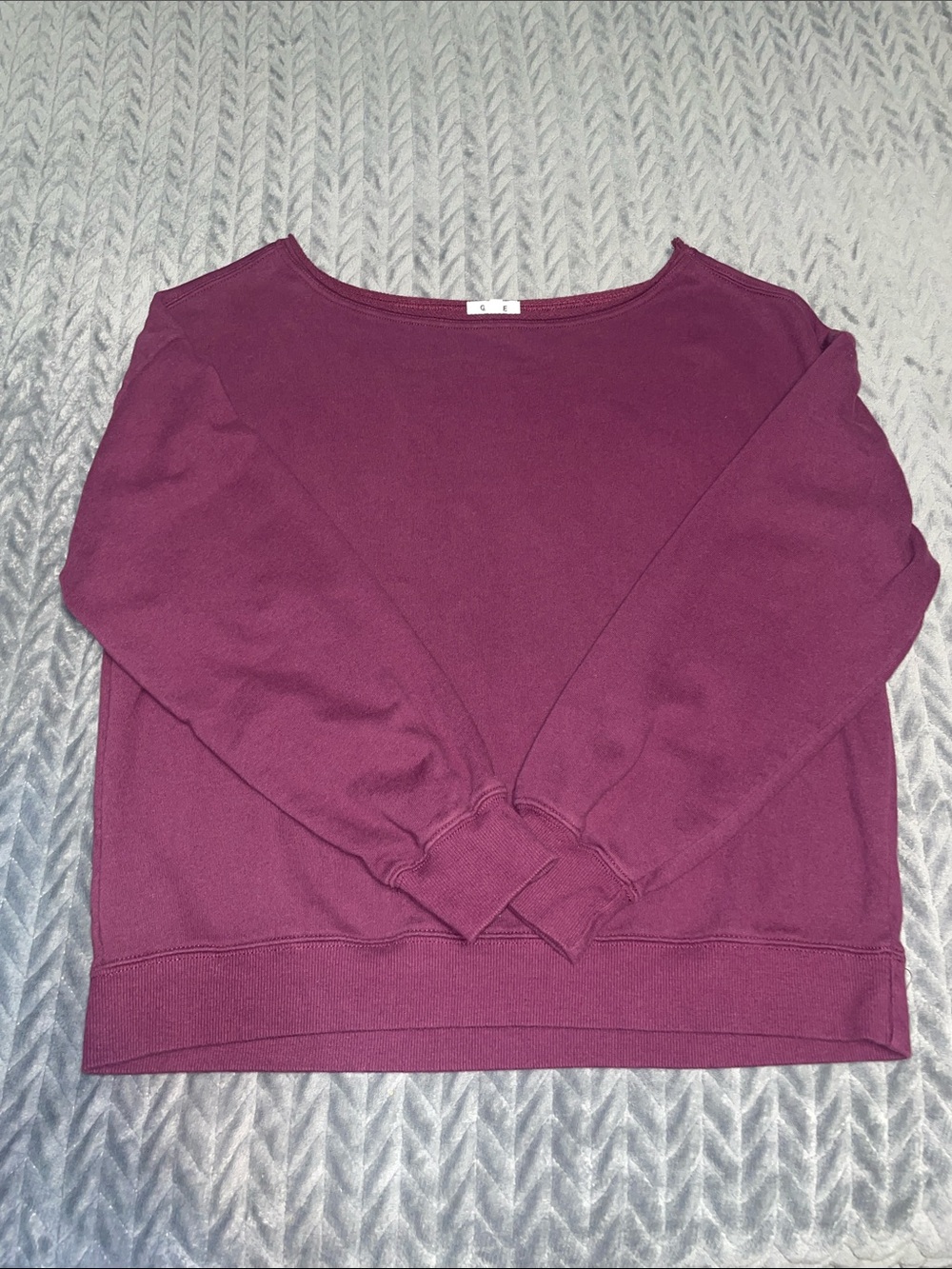 GARAGE Off-Shoulder Sweatshirt
